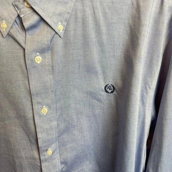 LAUREN Ralph Lauren button up top. In excellent condition. - Picture 3 of 6